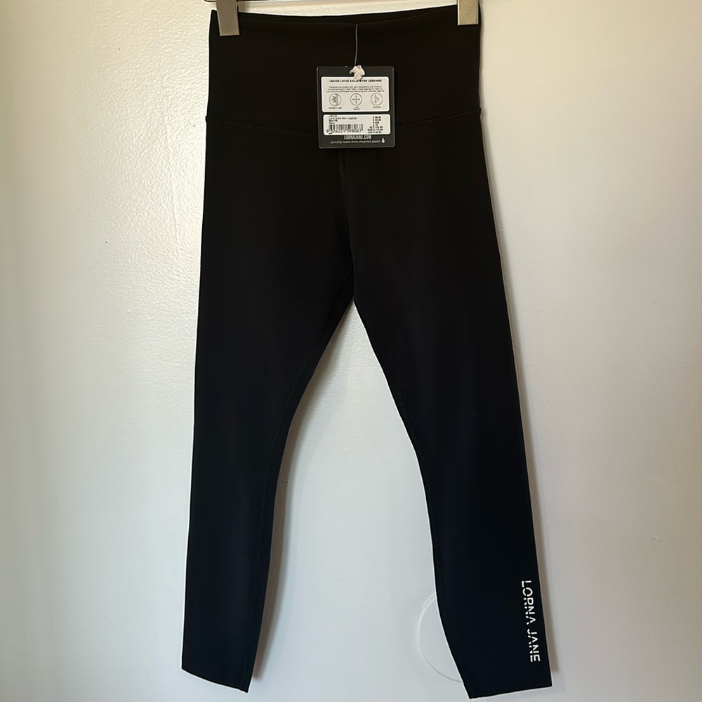 NWT LORNA JANE LOTUS LEGGINGS